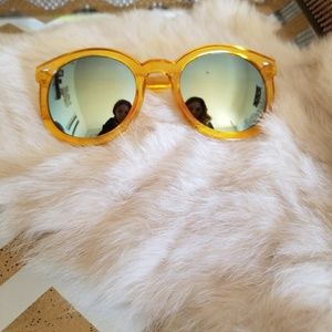 Retro reflective lense yellow frame sunnies